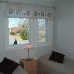 Labbnaes Semesterhem, Radhuset 公寓式酒店 4*