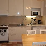 公寓式酒店 Labbnaes Semesterhem, Radhuset 基米托恩