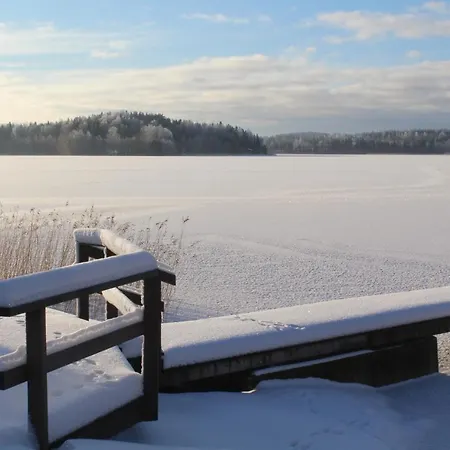 Labbnaes Semesterhem, Radhuset