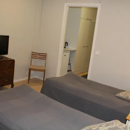 Labbnaes Semesterhem, Radhuset Kemiönsaari