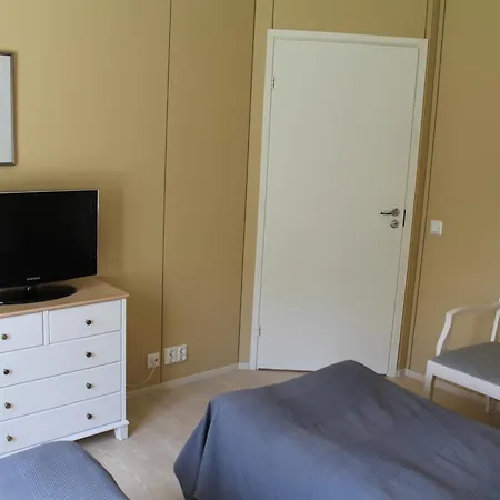 Huoneistohotelli Labbnaes Semesterhem, Radhuset Kemiönsaari