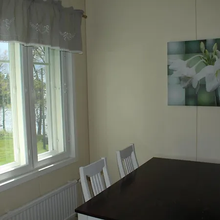 Labbnaes Semesterhem, Radhuset Aparthotel