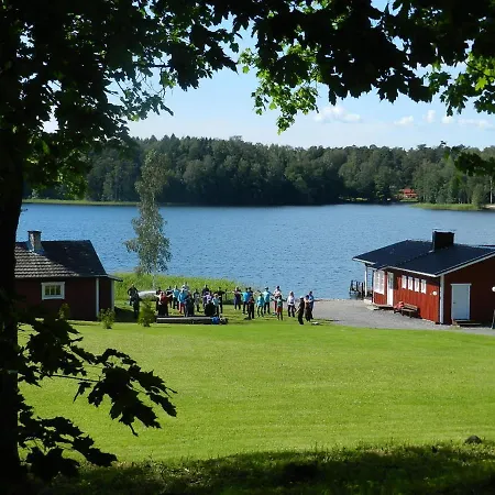 Labbnaes Semesterhem, Radhuset Aparthotel Kemionsaari
