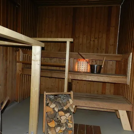 Labbnäs Semesterhem, Radhuset Aparthotel Kimitoön