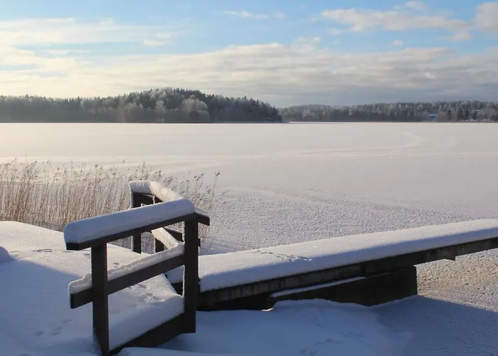 Labbnaes Semesterhem, Radhuset