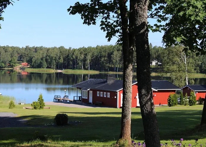 Labbnaes Semesterhem, Radhuset
